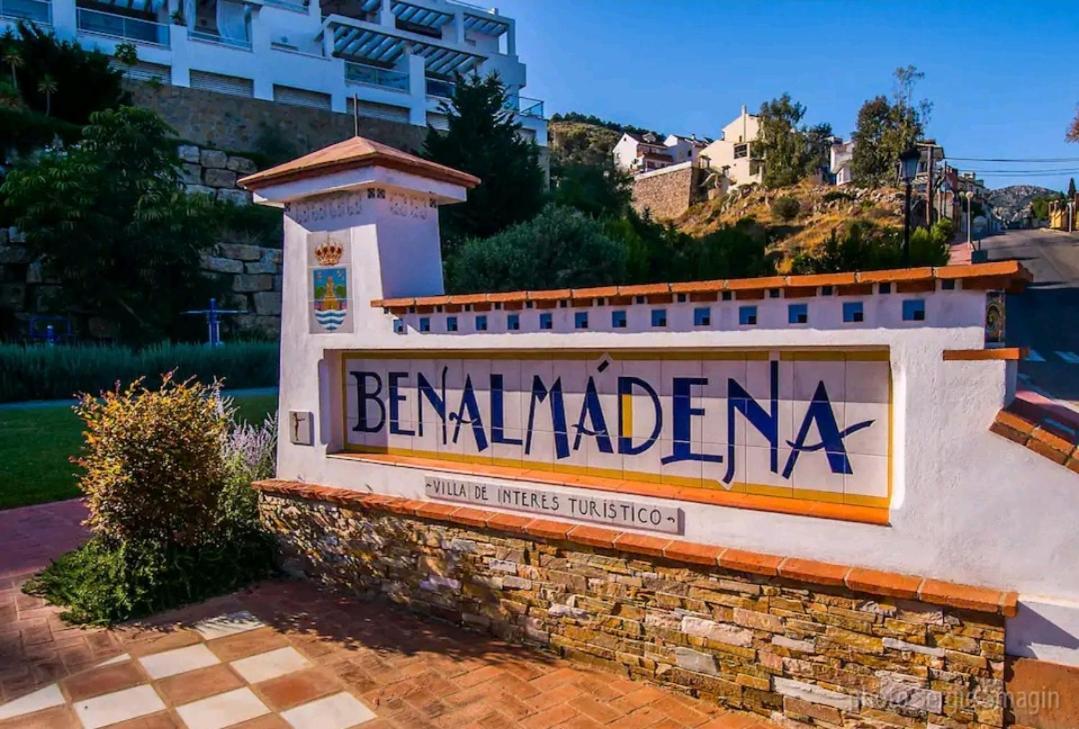 Estudio Benalbeach New 贝纳尔马德纳 外观 照片